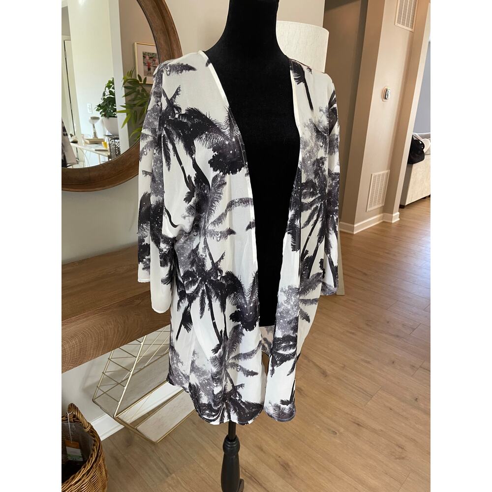 Volcom kimono or swimsuit cover up